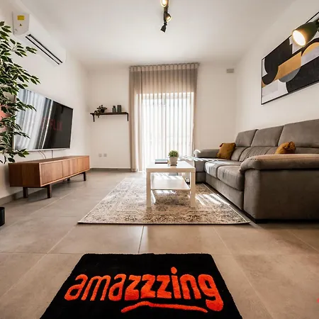 Serene 3-bedroom Escape In The Countryside L-Imgarr