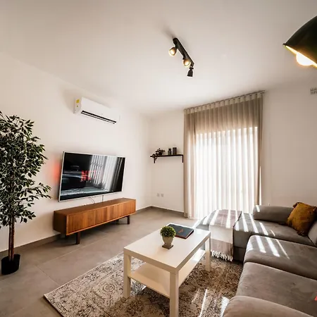 Serene 3-bedroom Escape In The Countryside * L-Imgarr
